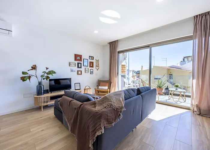 Filha Do Pisco Burgau